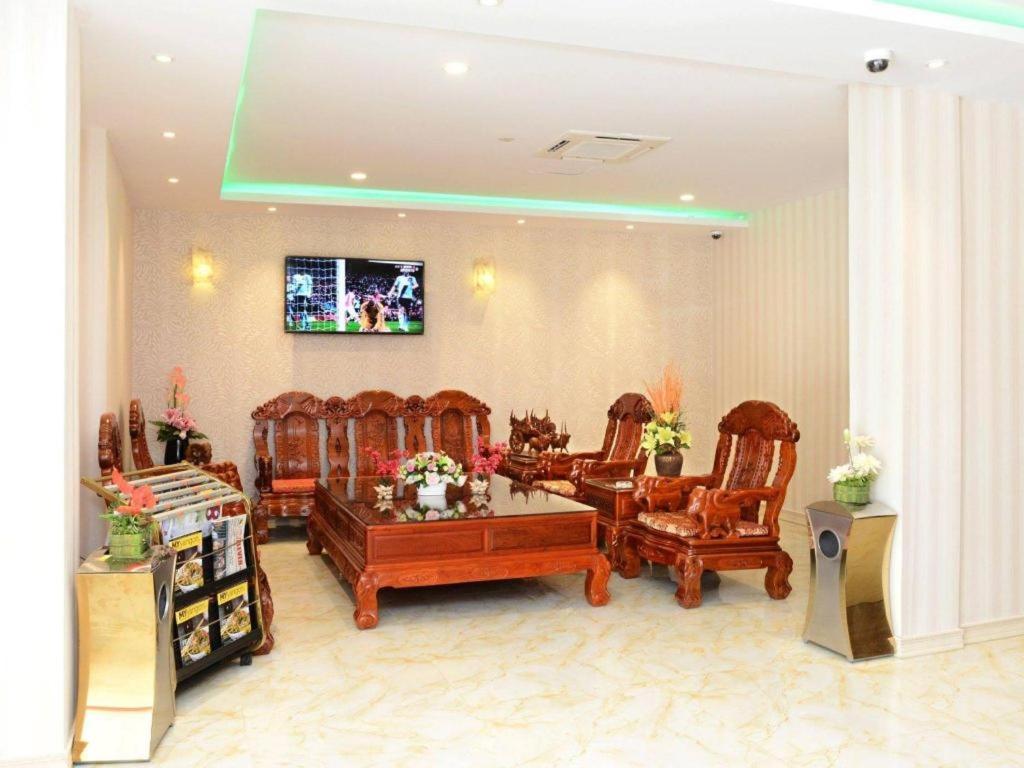 8Day Hotel Yangon Exterior foto